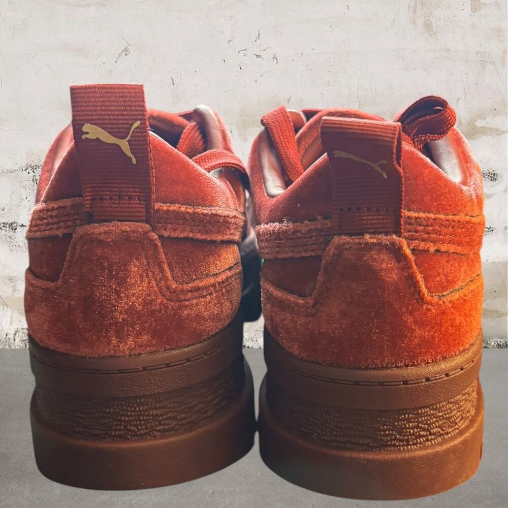 Puma $90 Mayze Velvet Platform Sneakers in Tibetan Red NIB Size 7 - Picture 5 of 8